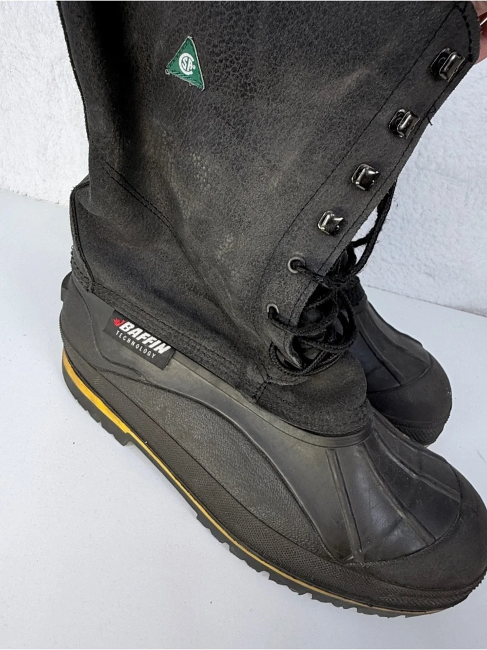 Baffin Barrow Extreme Cold Safety Boot Sz 11 Made Canada CSA steel toe